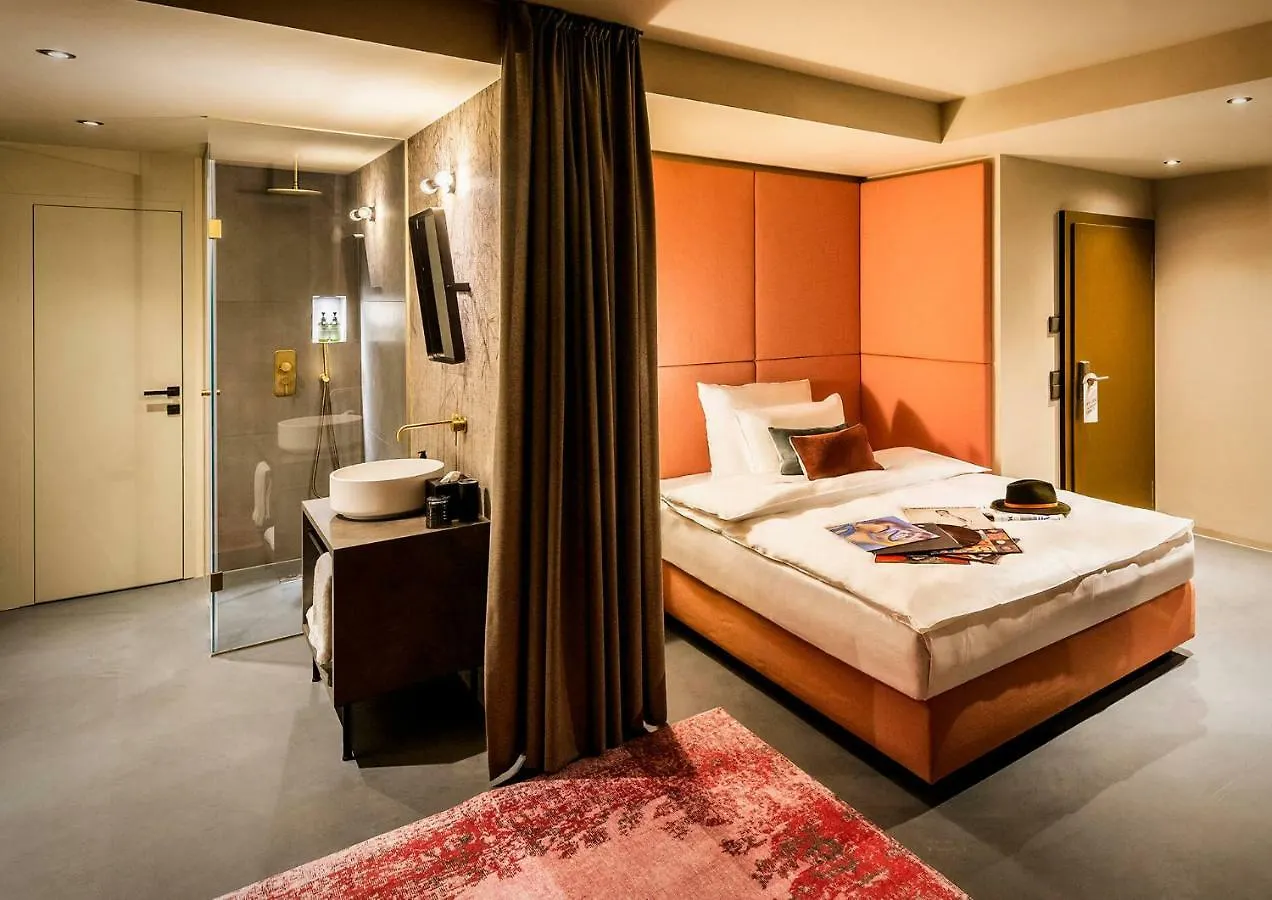 Jams Music Hotel Münih 4*,