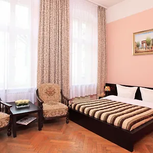 Konukevi Hotel-pension Cortina