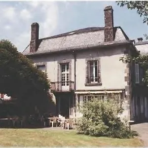 la-source-du-mont.hotels-rhonealpes.com/